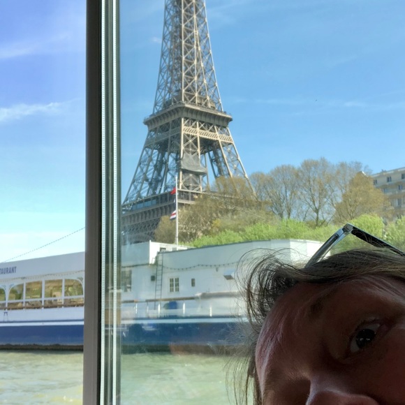 Oh hi! It’s me, Christine. - Picture 1 of 7